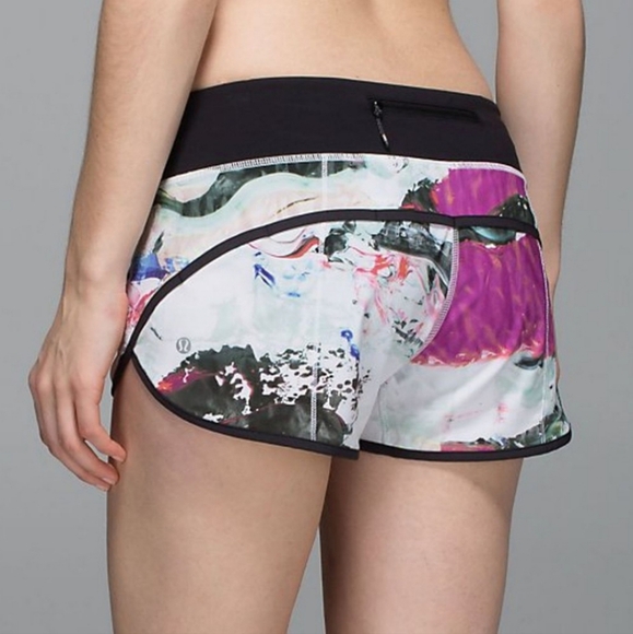 Lululemon Run Speed Shorts *4-way Stretch in Pigment Wave Multi / Black - Picture 6 of 13